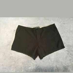 Women black short size 1XL